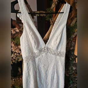 David's Bridal Galina V-Neck Illusion Wedding Dress Size 6